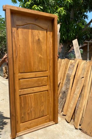 Model Pintu Kayu Jati Minimalis