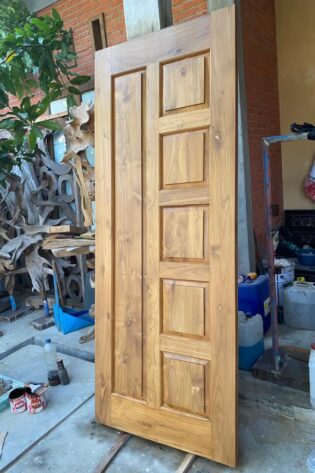 Model Pintu Panel Jati