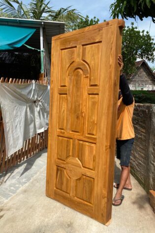 Motif Pintu Kayu Minimalis