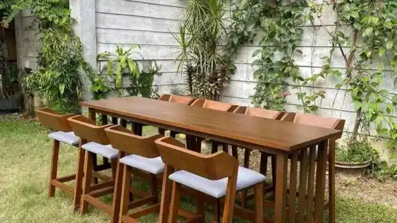 Rekomendasi Meja Makan Kayu Unik untuk Rumah Mewah